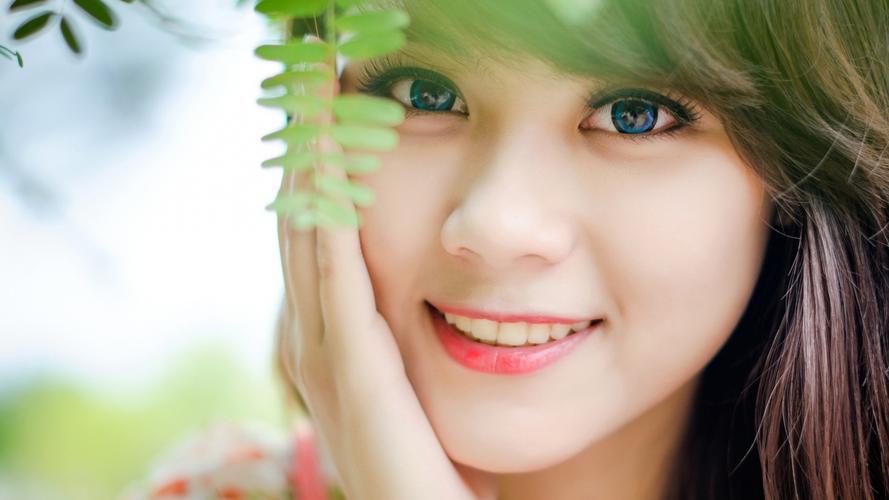 外媒热议中国经济“半年报”：增长超出预期，外贸韧性凸显